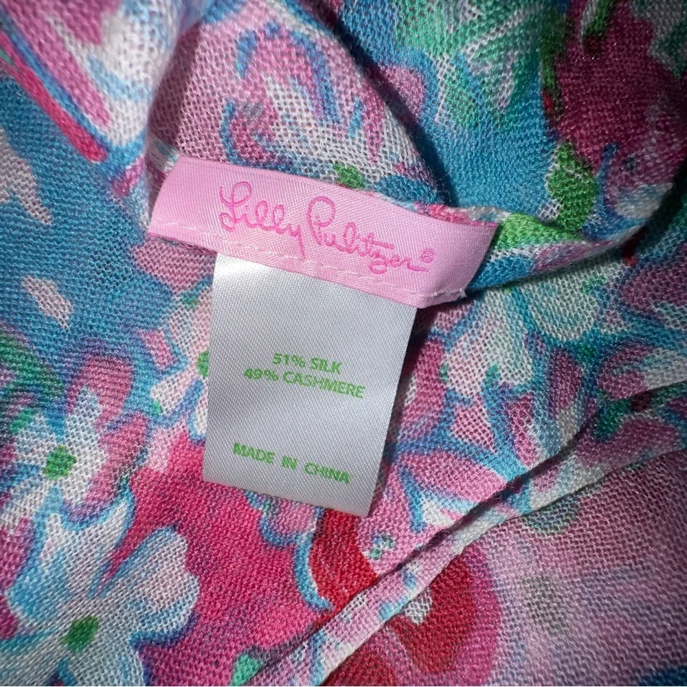 Lily Pulitzer NC Murfee Scarf. Excellent condition. HTF. Limited Edition.